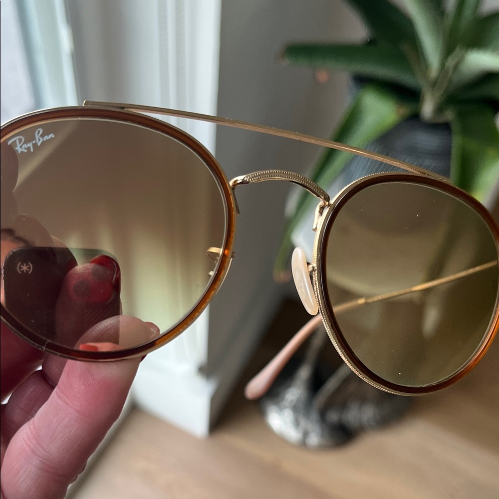 Ray-Ban Classic Brown Round Sunglasses - Picture 4 of 6